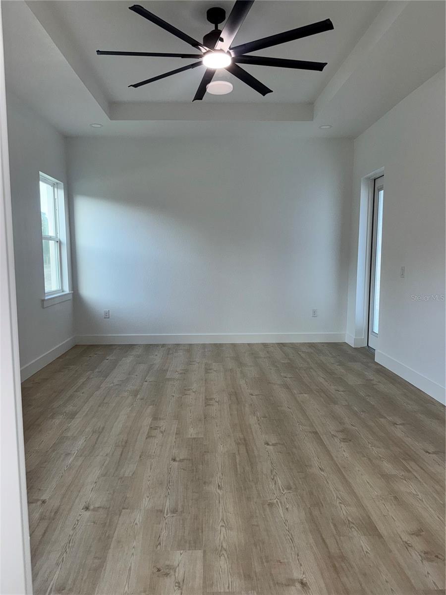 Image 38 of 42 For 1721 Mcclellan Road