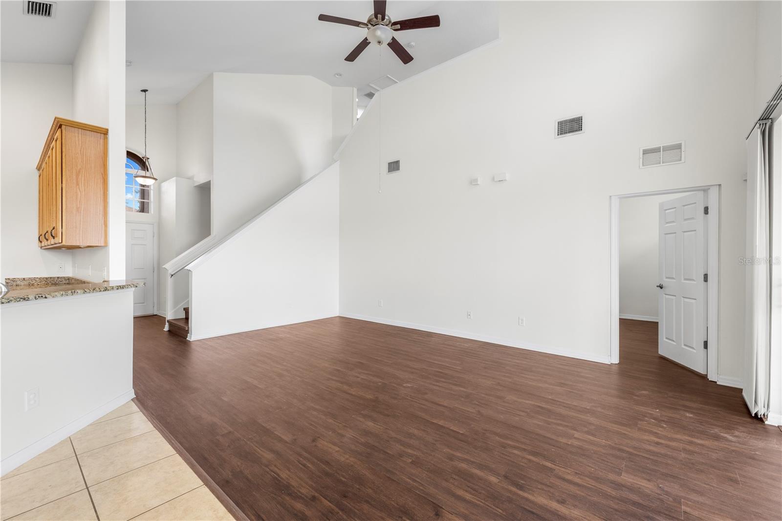 Image 11 of 64 For 10913 Observatory Way