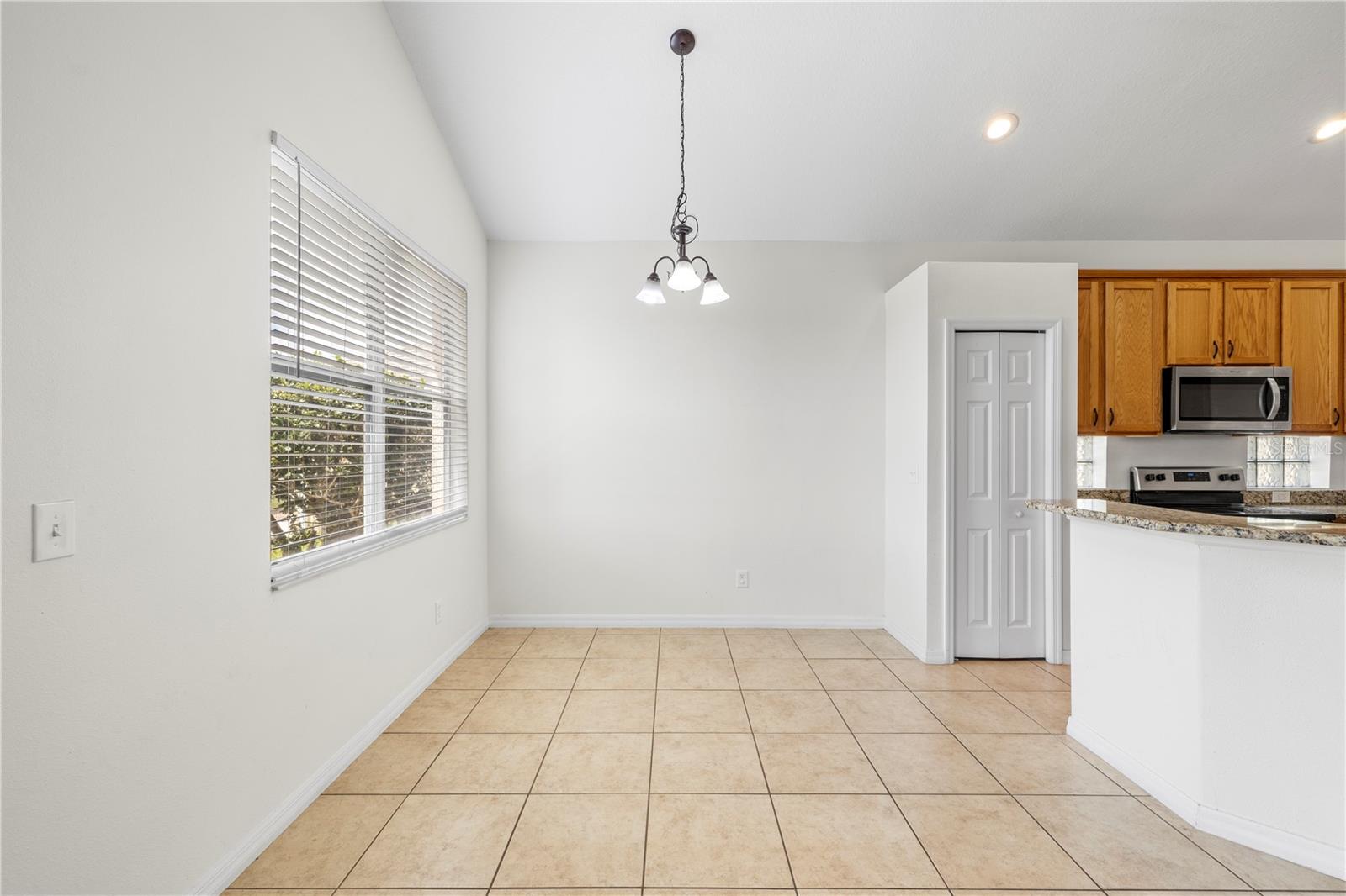 Image 12 of 64 For 10913 Observatory Way