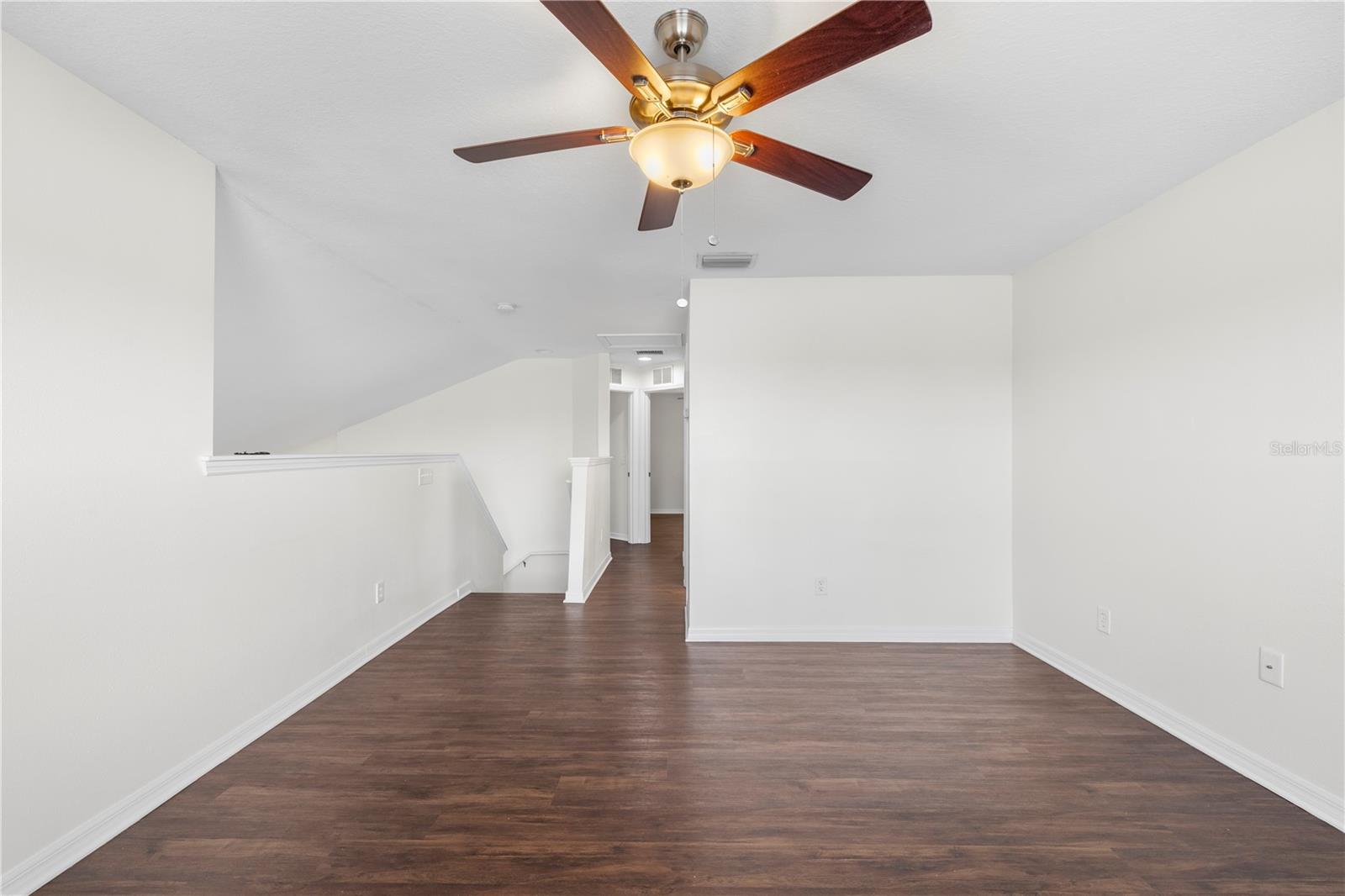 Image 32 of 64 For 10913 Observatory Way