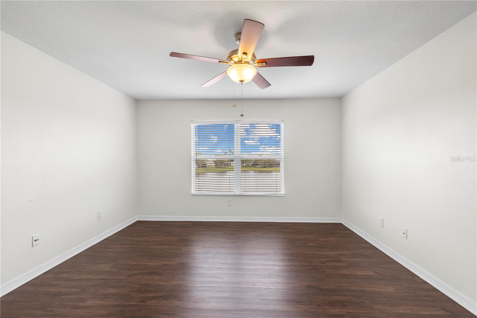 Image 34 of 64 For 10913 Observatory Way