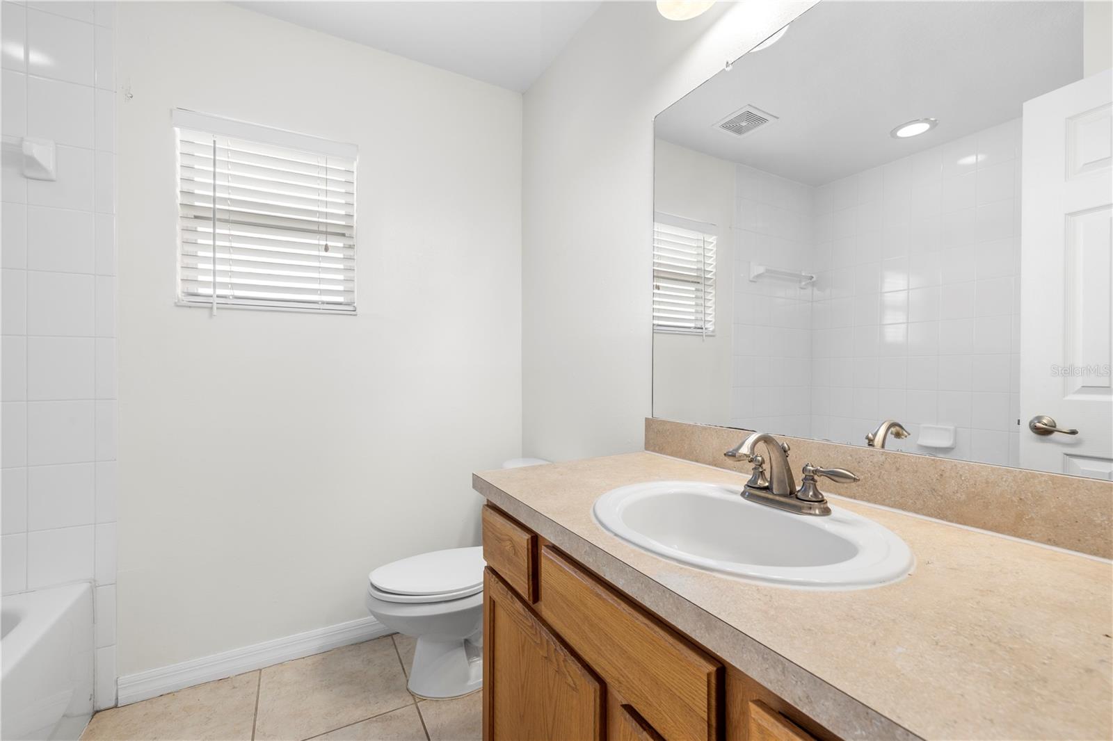 Image 35 of 64 For 10913 Observatory Way