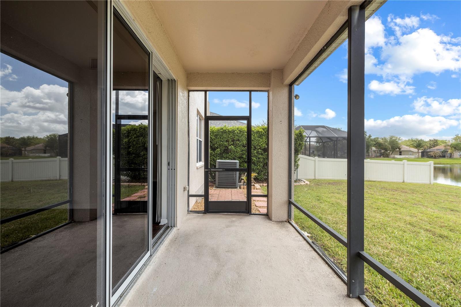 Image 41 of 64 For 10913 Observatory Way