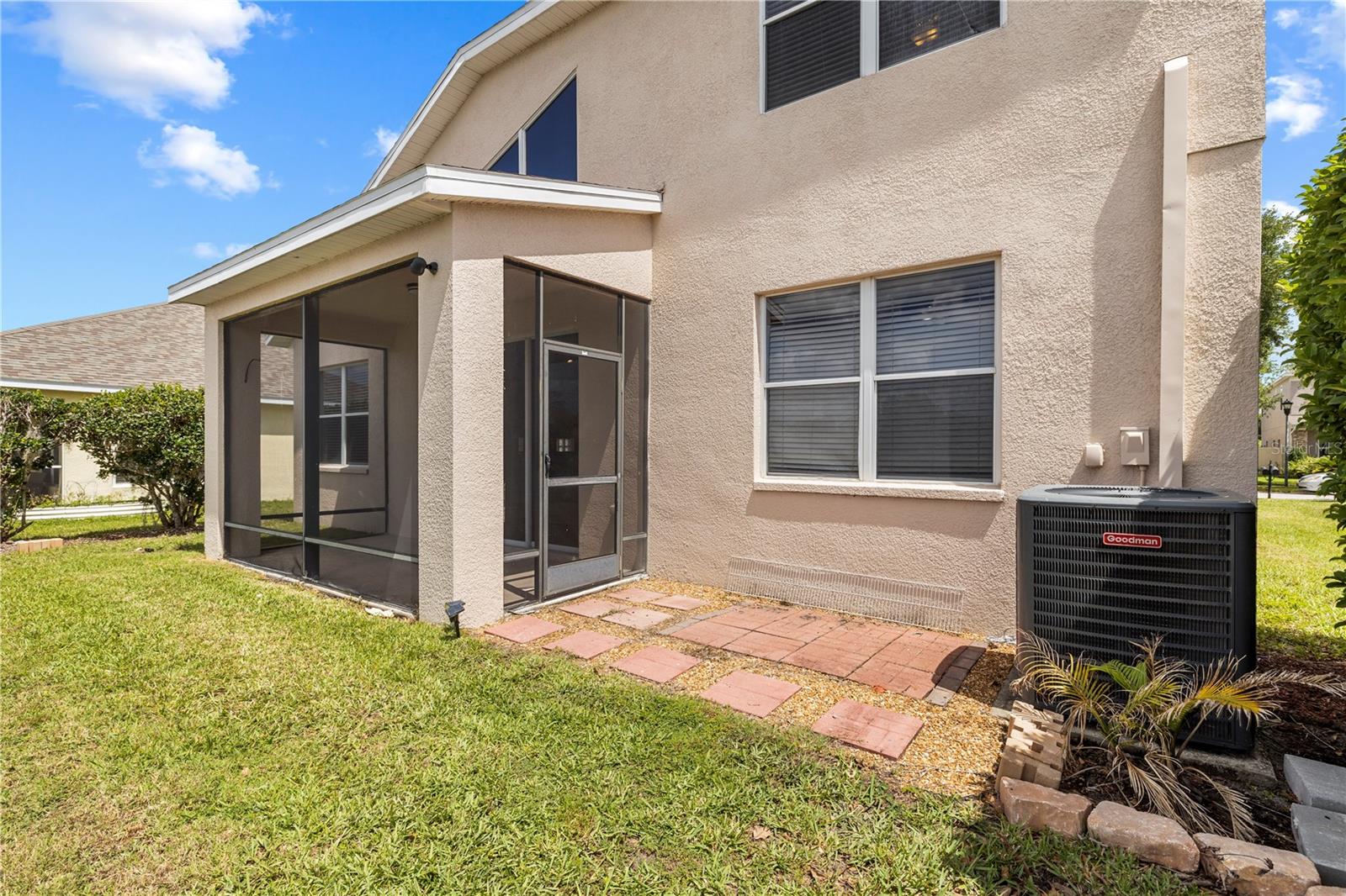 Image 43 of 64 For 10913 Observatory Way