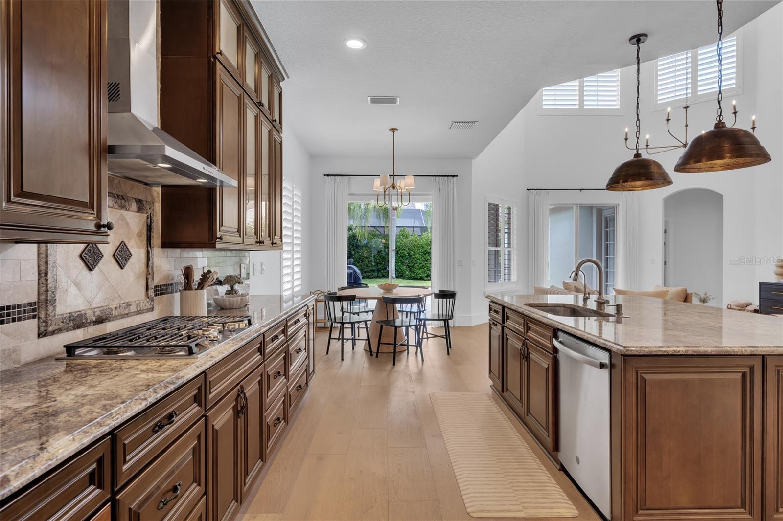 Image 14 of 46 For 14639 Chatsworth Manor Circle