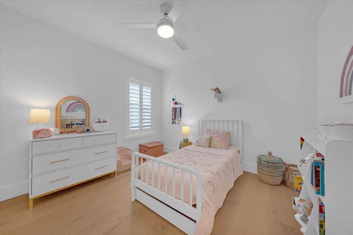 Image 29 of 46 For 14639 Chatsworth Manor Circle