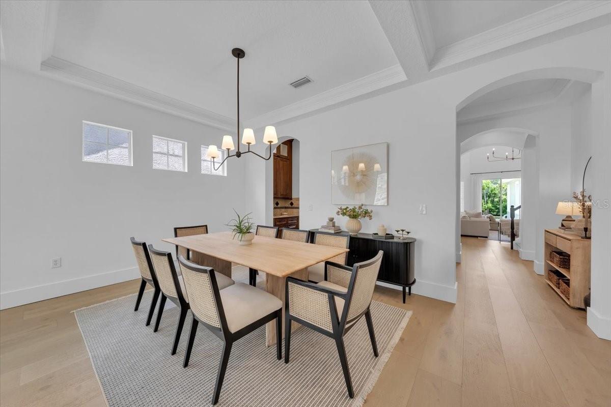 Image 7 of 46 For 14639 Chatsworth Manor Circle