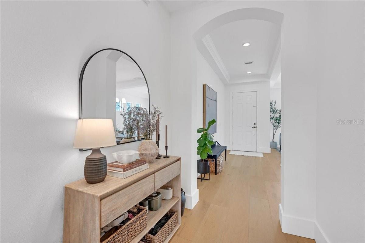 Image 8 of 46 For 14639 Chatsworth Manor Circle