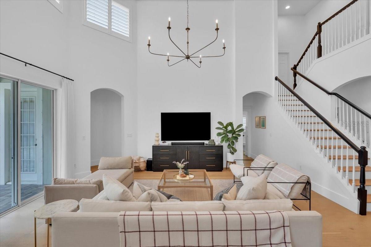 Image 9 of 46 For 14639 Chatsworth Manor Circle