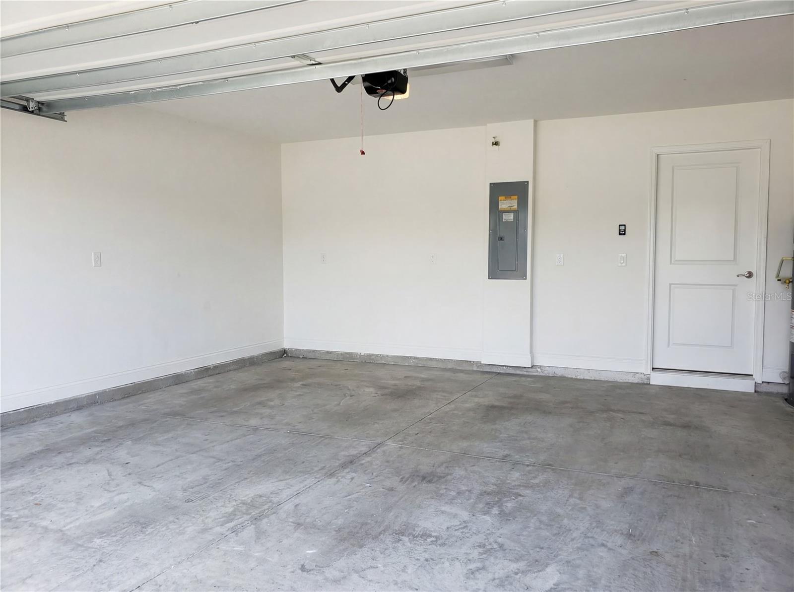 Image 36 of 41 For 16436 Winding Preserve Circle