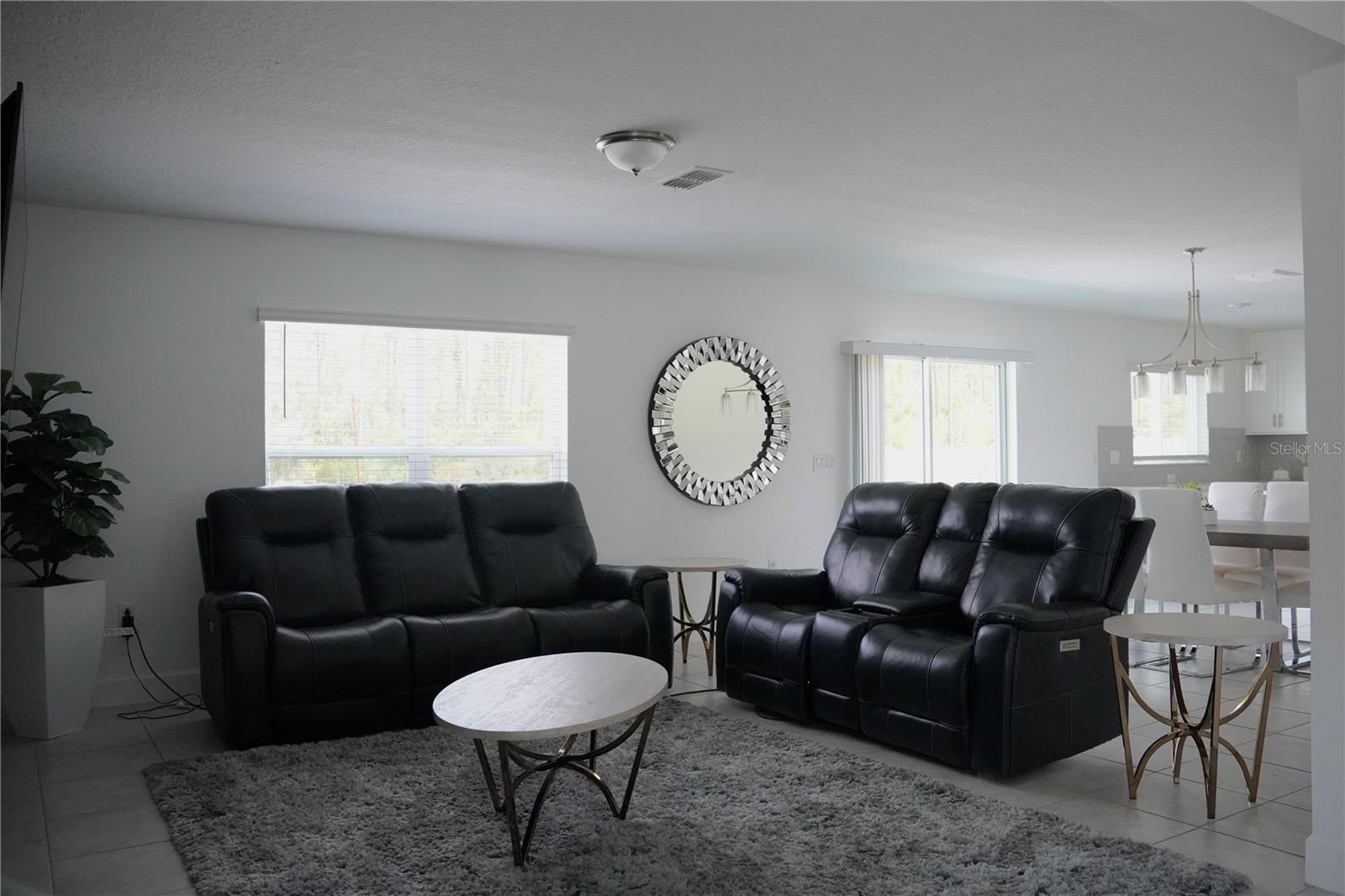 Image 7 of 41 For 16436 Winding Preserve Circle