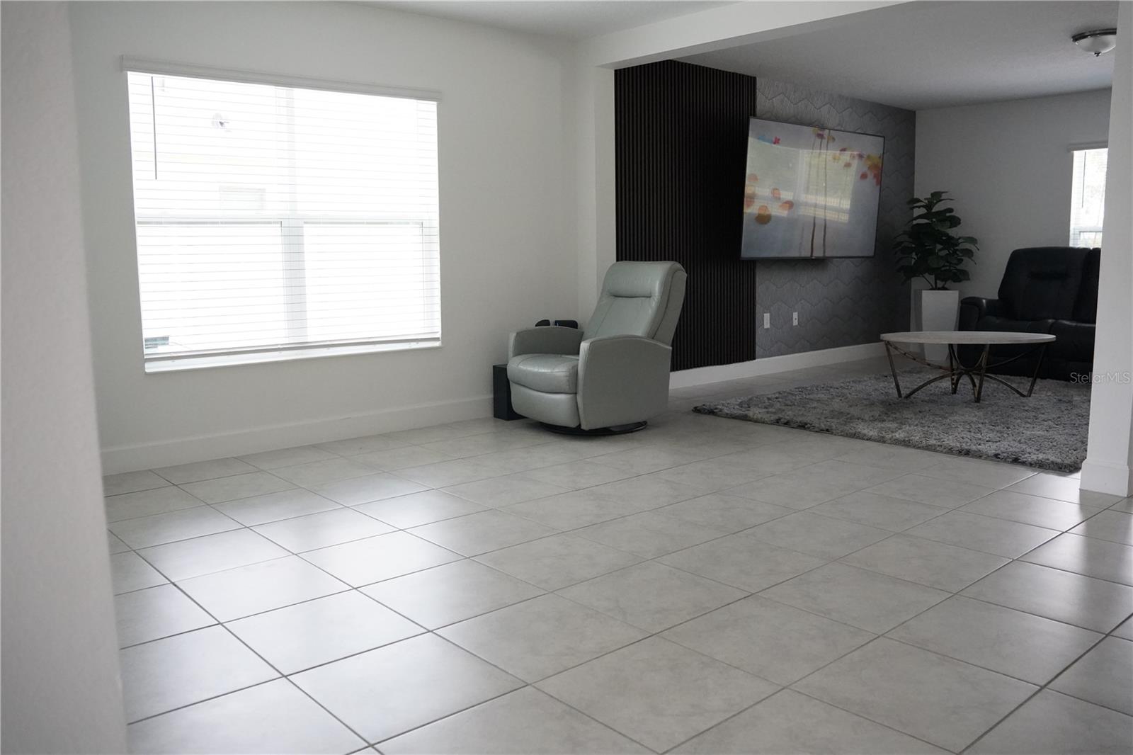 Image 8 of 41 For 16436 Winding Preserve Circle