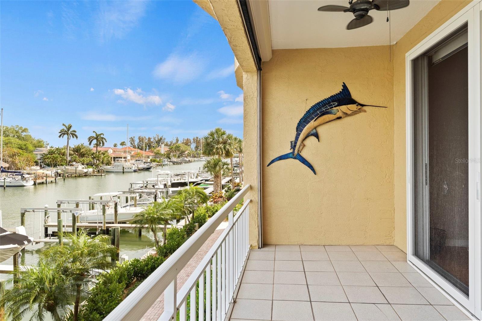 Image 12 of 81 For 1071 Pinellas Bayway S