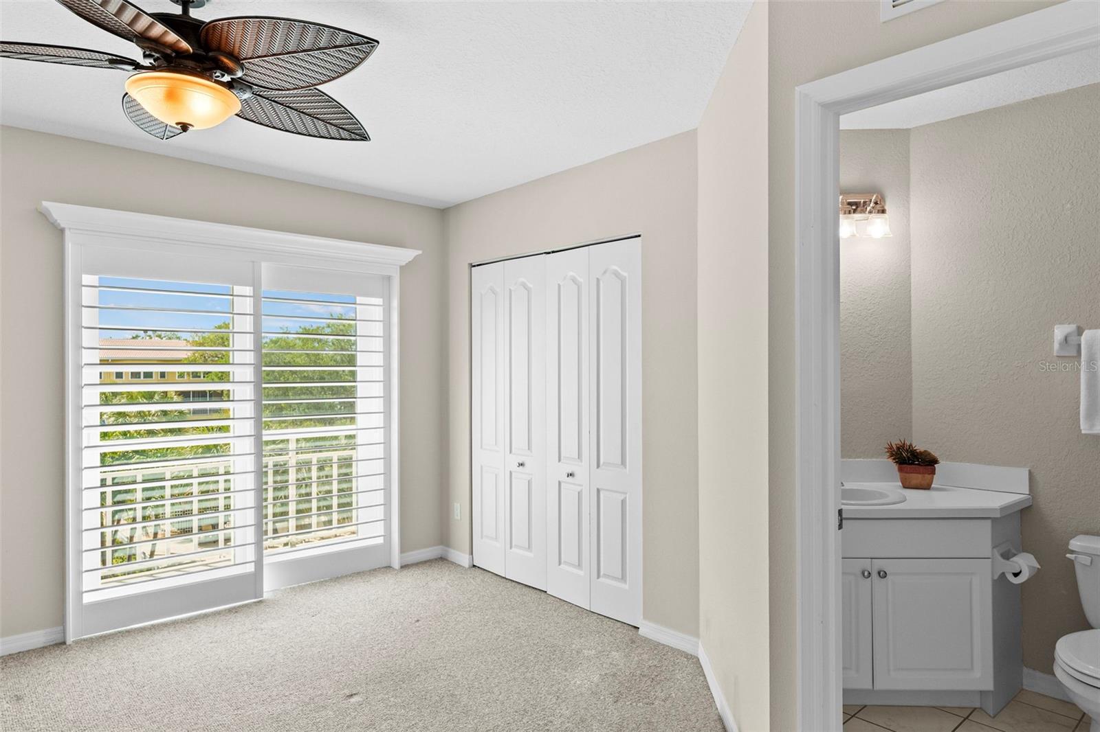 Image 38 of 81 For 1071 Pinellas Bayway S