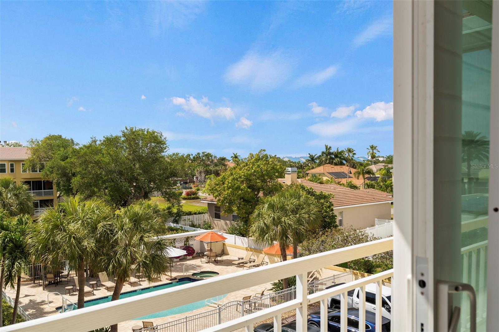 Image 40 of 81 For 1071 Pinellas Bayway S