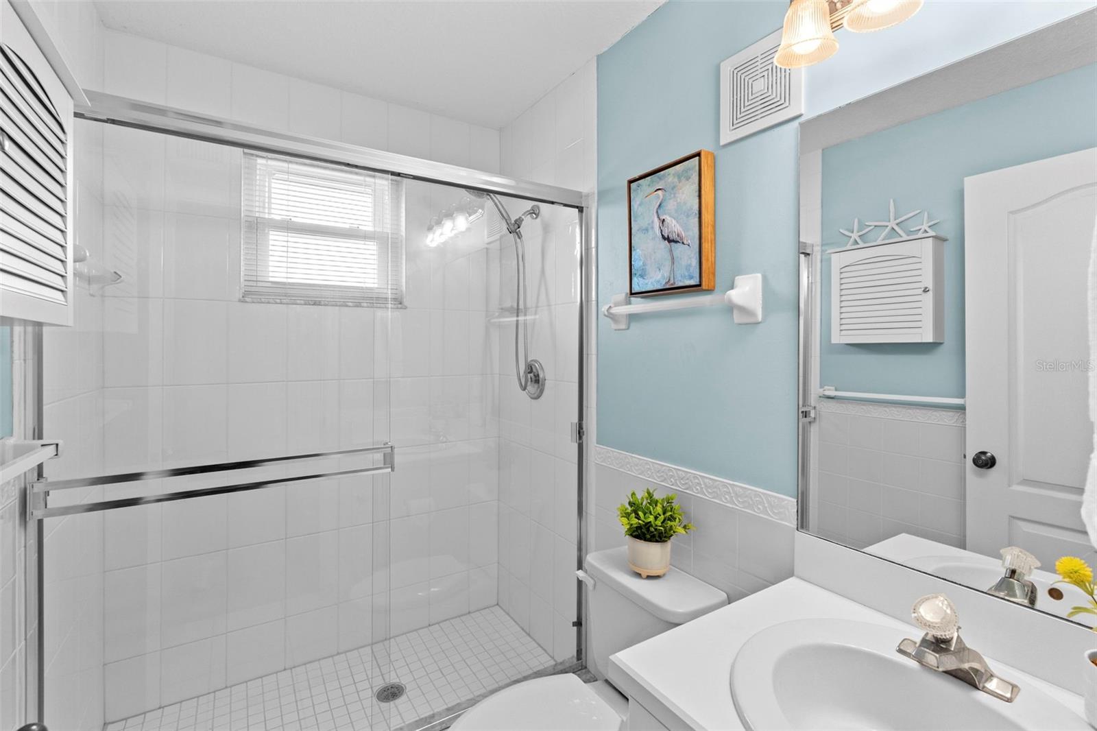 Image 46 of 81 For 1071 Pinellas Bayway S