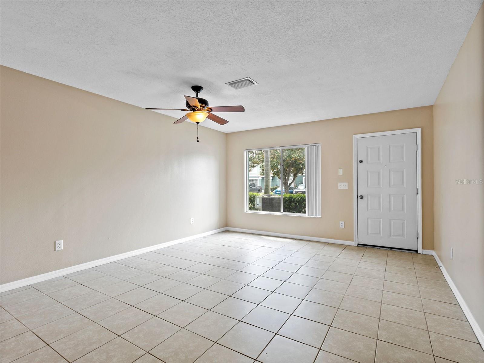 Image 4 of 30 For 2209 Fluorshire Drive