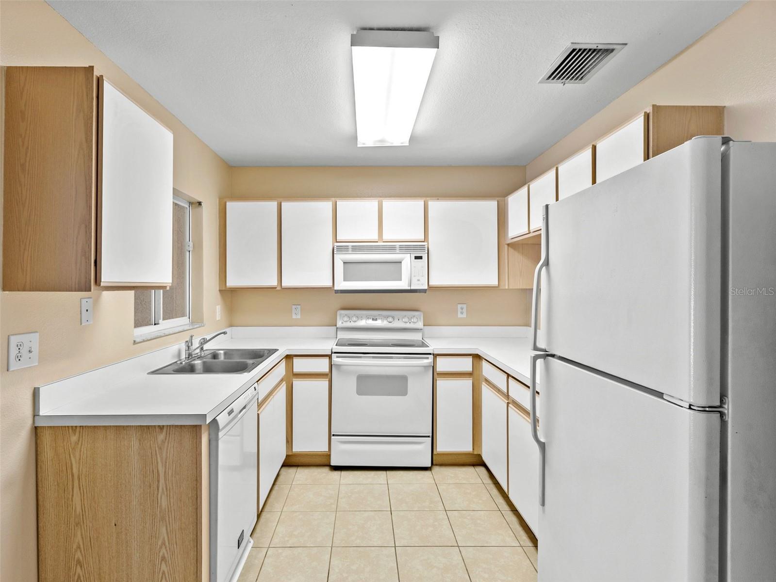 Image 7 of 30 For 2209 Fluorshire Drive