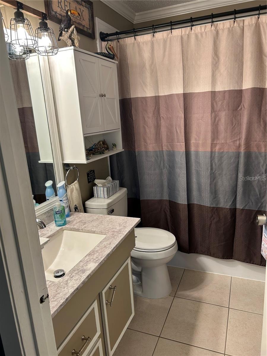 Image 10 of 26 For 6190 80th Street N 204