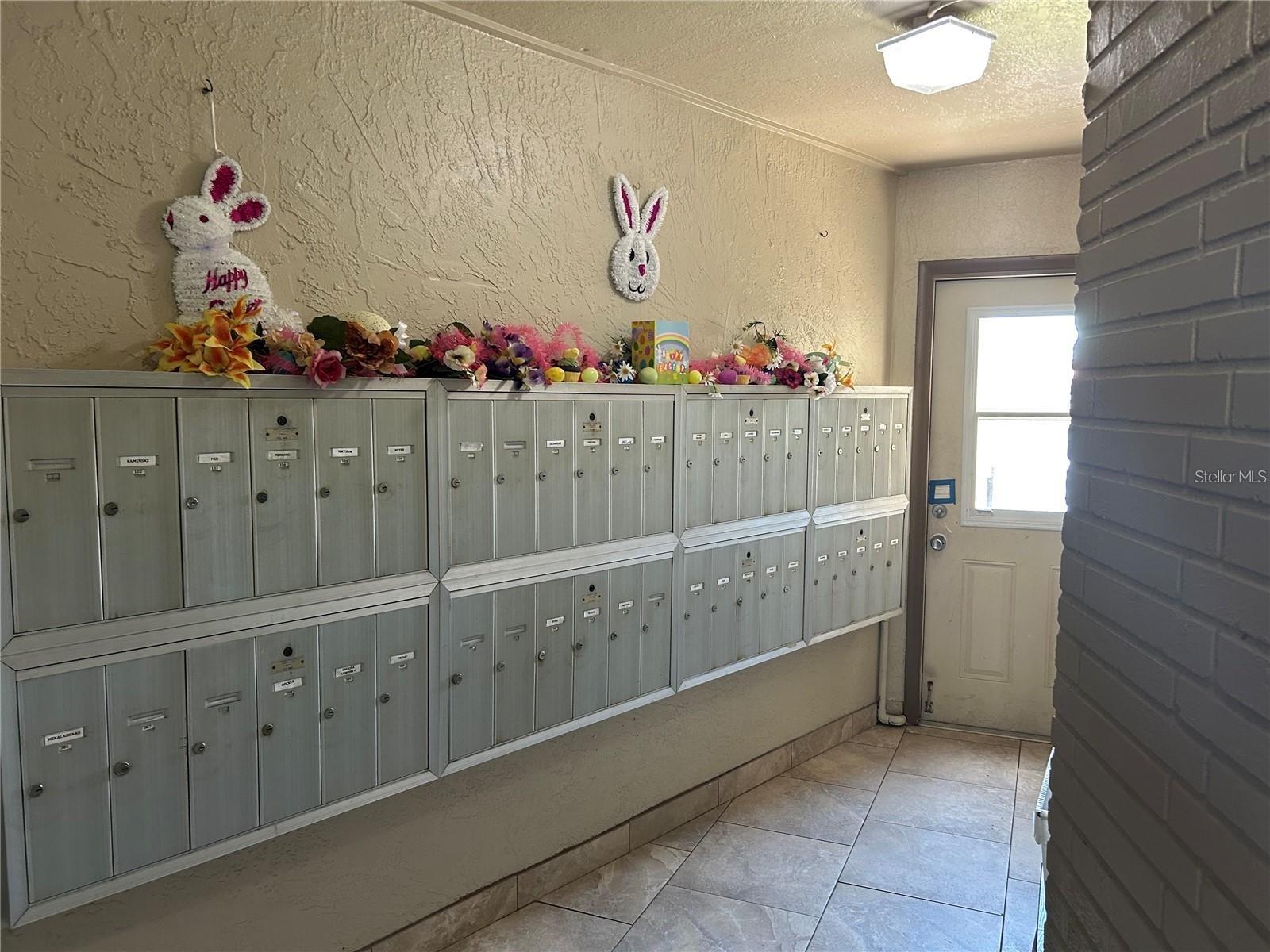 Image 23 of 26 For 6190 80th Street N 204