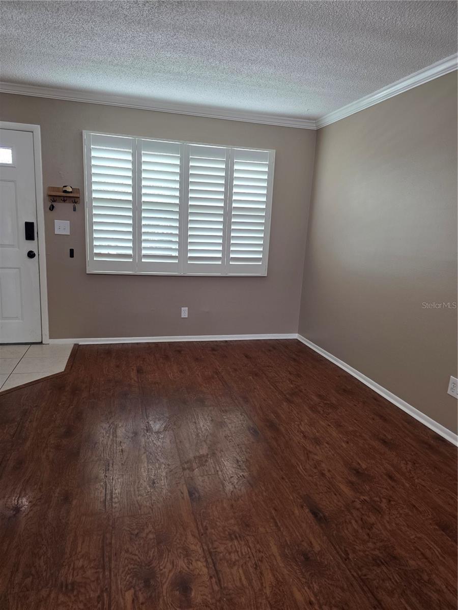 Image 3 of 26 For 6190 80th Street N 204