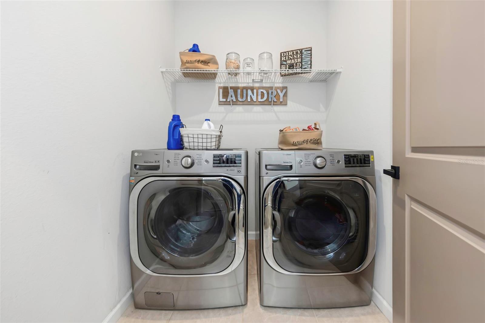 Image 27 of 43 For 2427 Portico Street