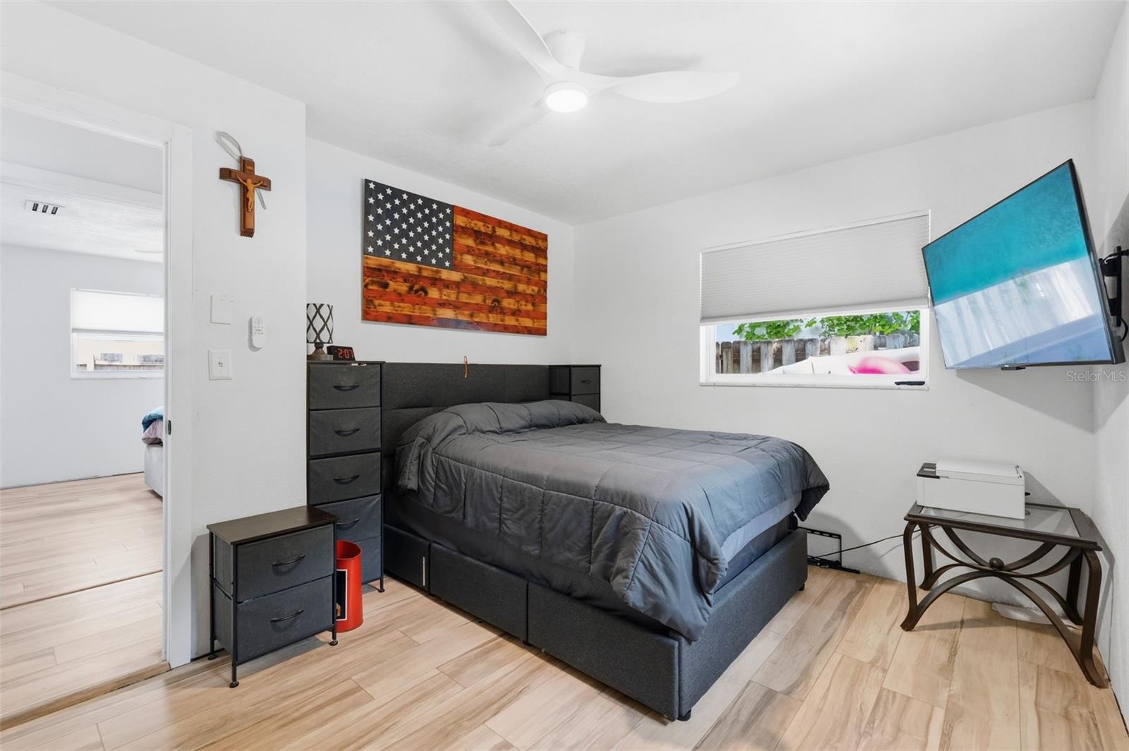 Listing photo id 14 for 811 Michigan Boulevard