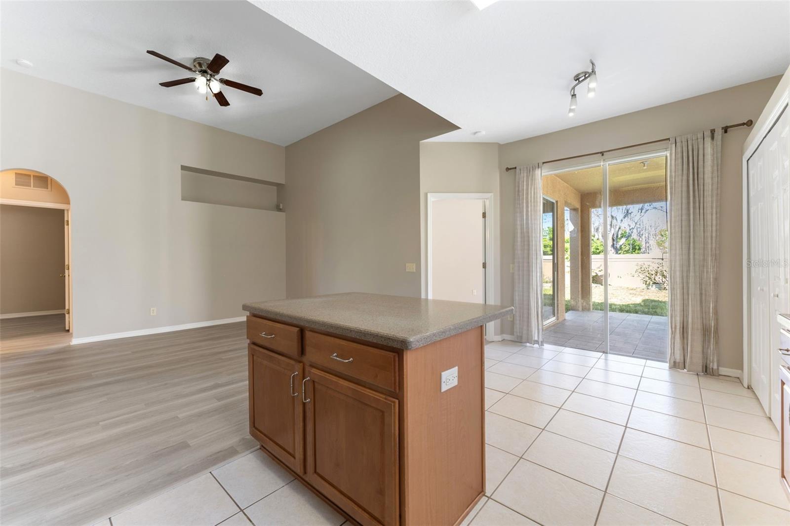 Image 11 of 40 For 3031 Downan Point Drive