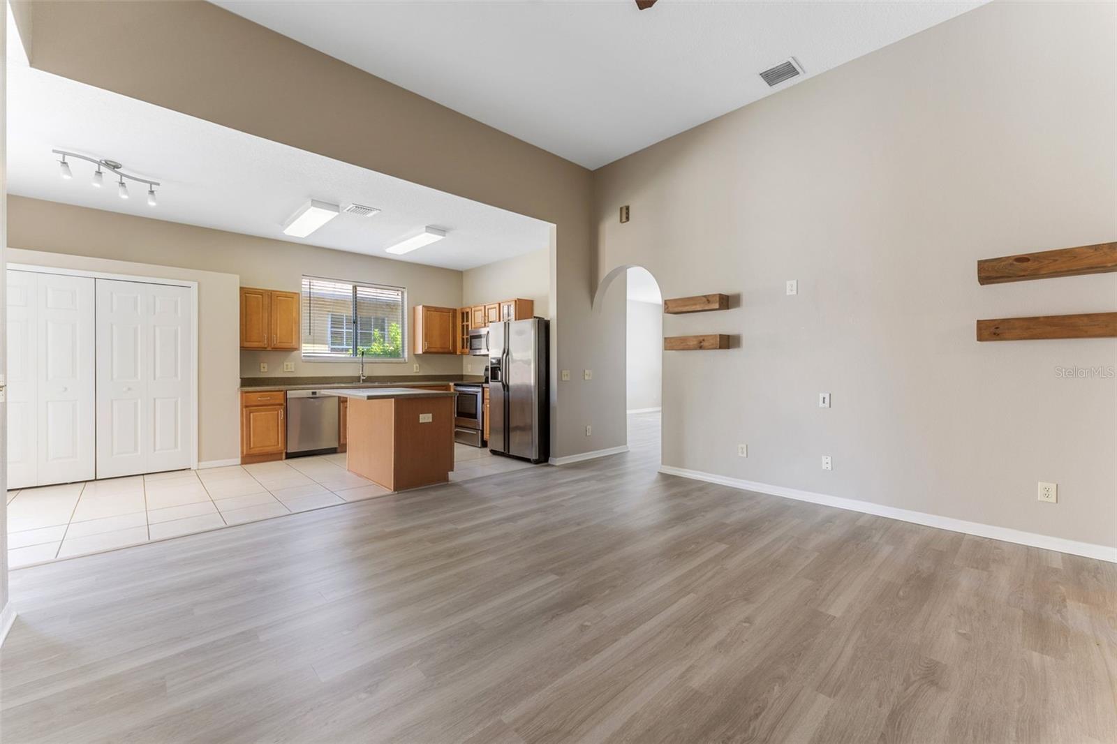 Image 16 of 40 For 3031 Downan Point Drive