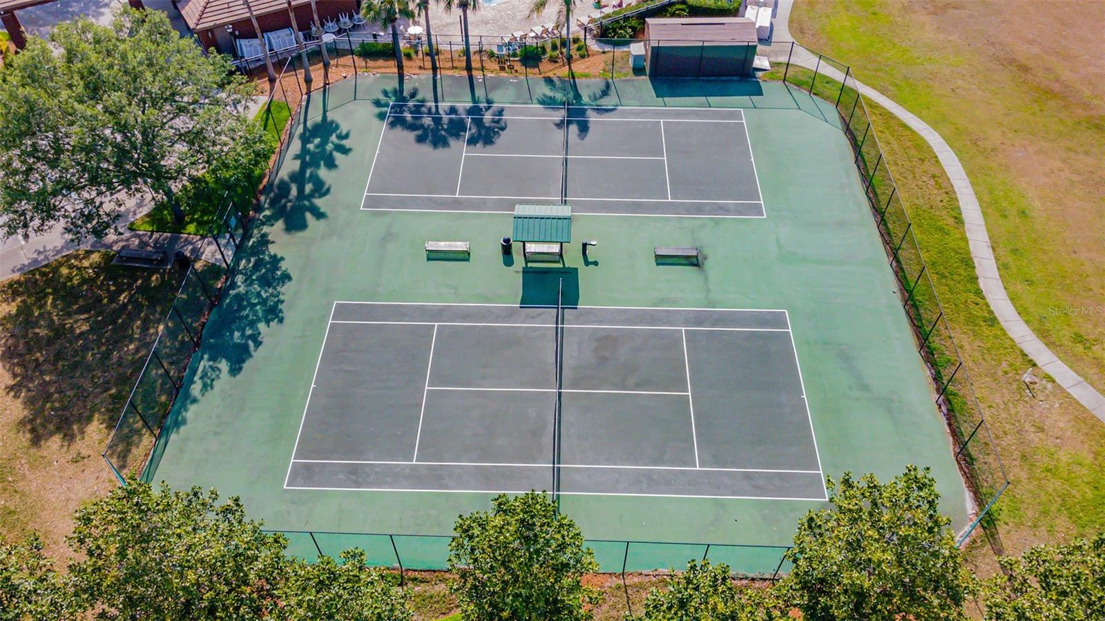 Image 33 of 40 For 3031 Downan Point Drive