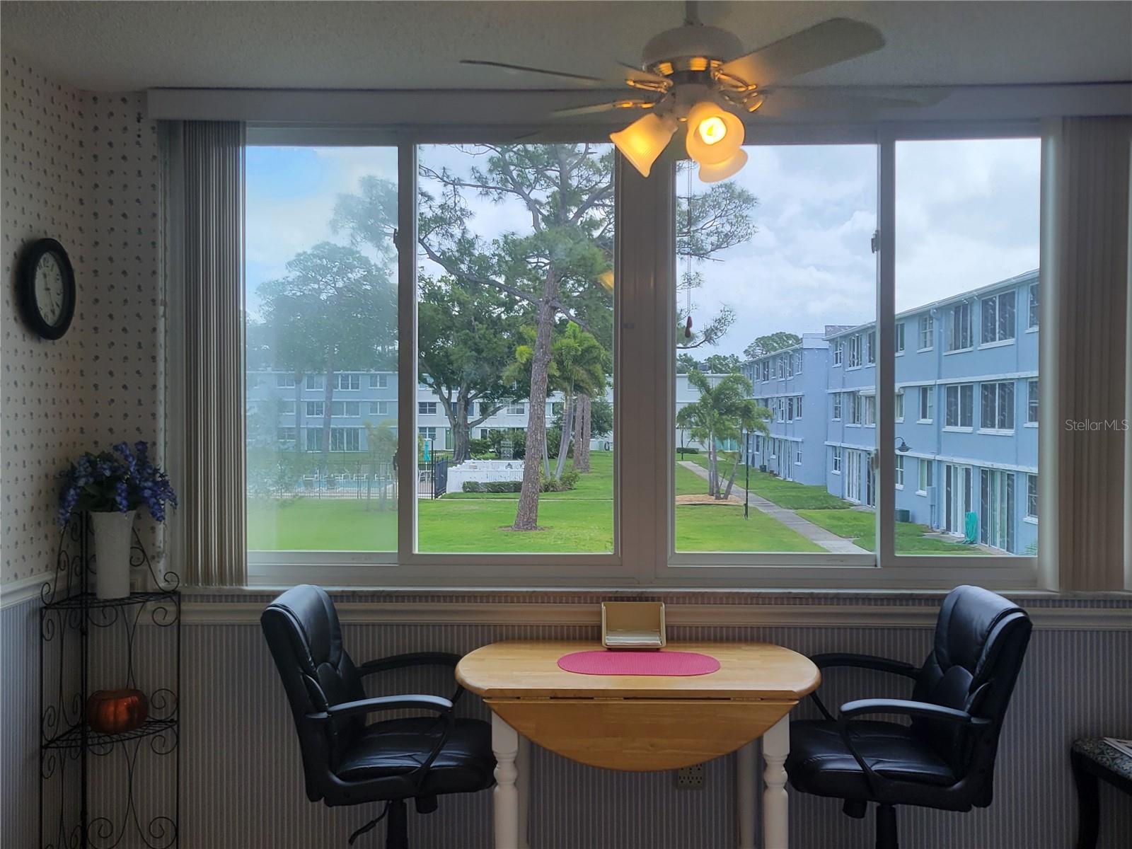 Image 13 of 42 For 4715 Bay Street Ne 225