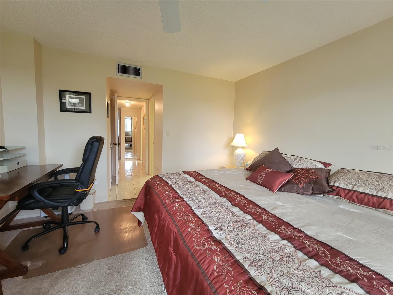 Image 17 of 42 For 4715 Bay Street Ne 225