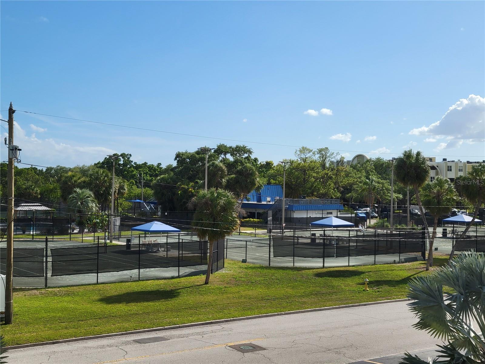 Image 37 of 42 For 4715 Bay Street Ne 225