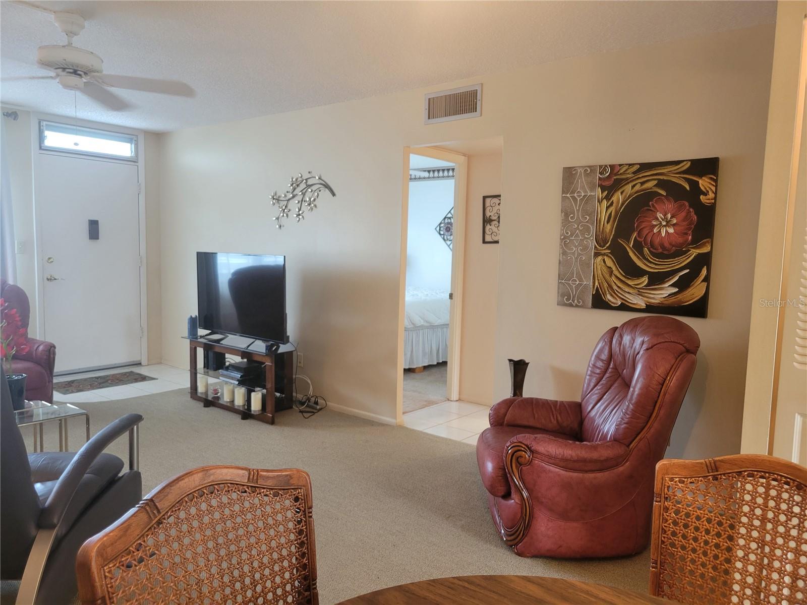 Image 6 of 42 For 4715 Bay Street Ne 225