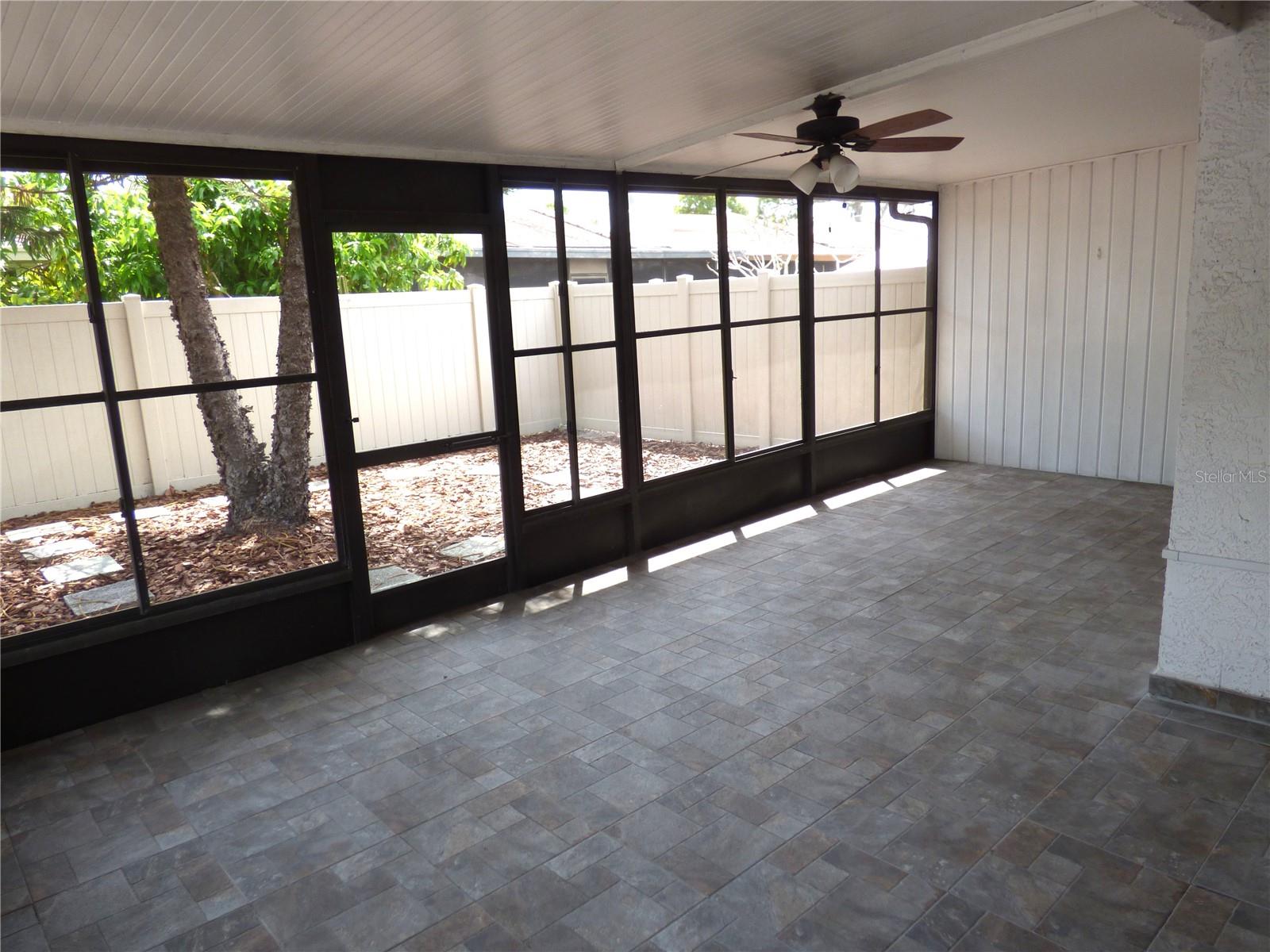 Image 12 of 28 For 4326 Fern Glen St