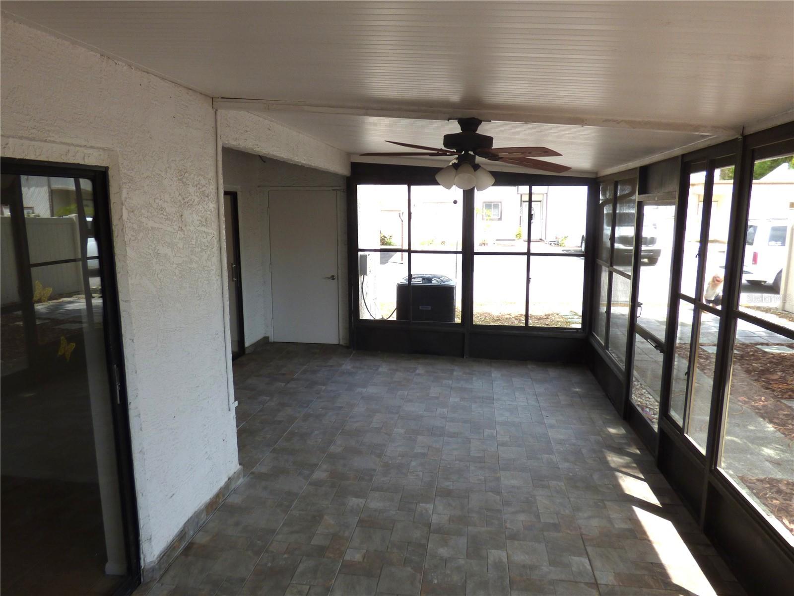 Image 13 of 28 For 4326 Fern Glen St