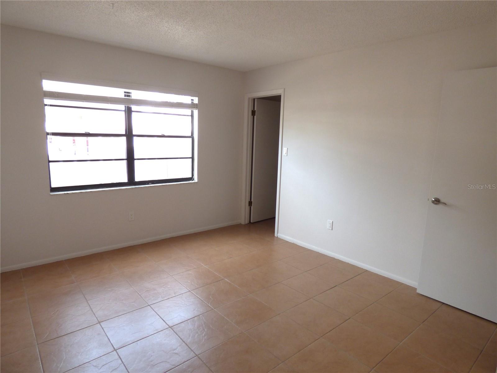 Image 18 of 28 For 4326 Fern Glen St