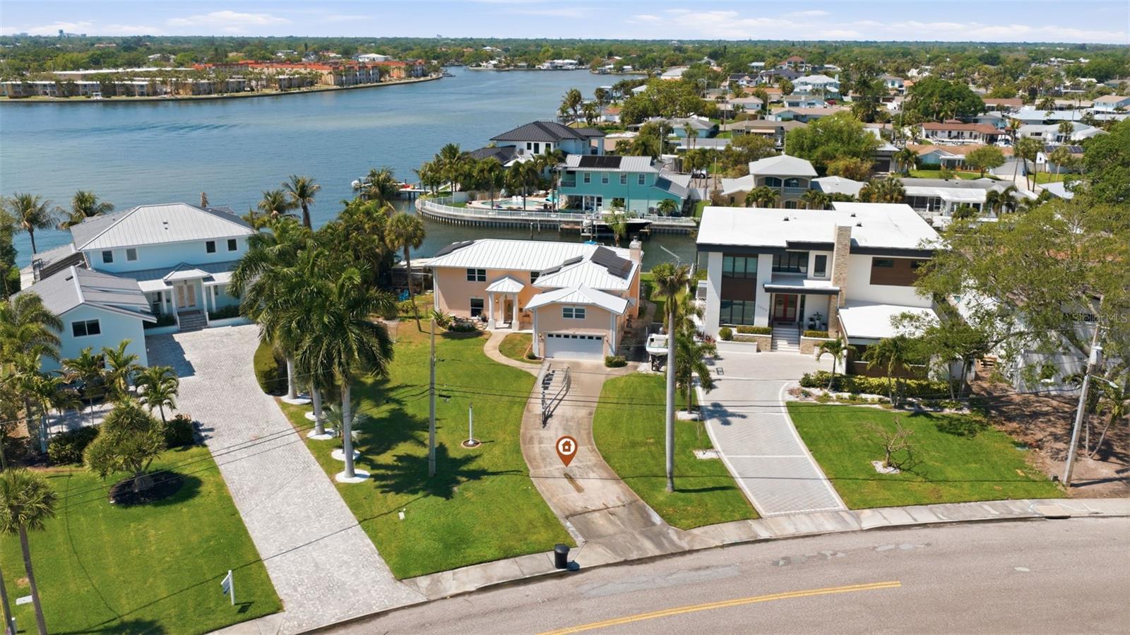 Image 31 of 31 For 3876 Shore Acres Boulevard Ne