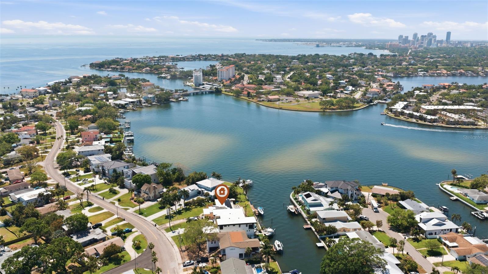 Image 6 of 31 For 3876 Shore Acres Boulevard Ne