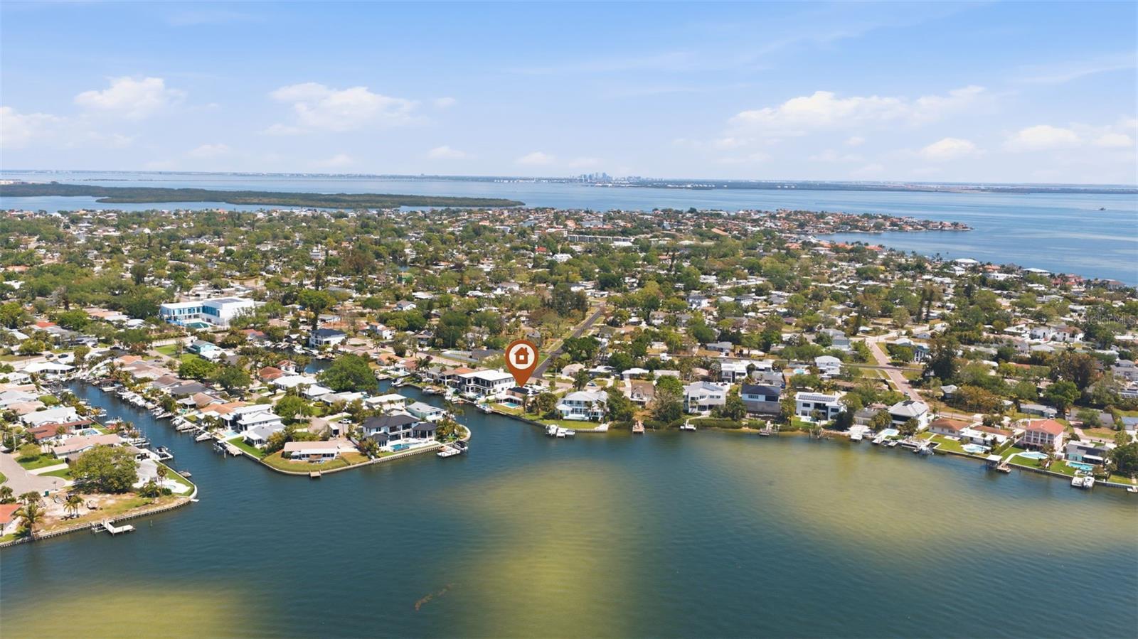 Image 9 of 31 For 3876 Shore Acres Boulevard Ne