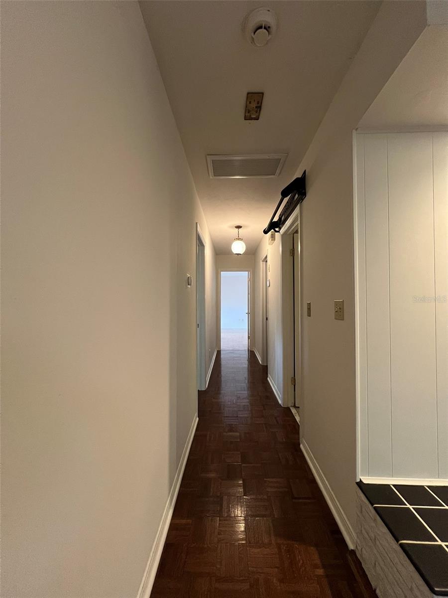 Image 22 of 62 For 520 Riverhills Drive