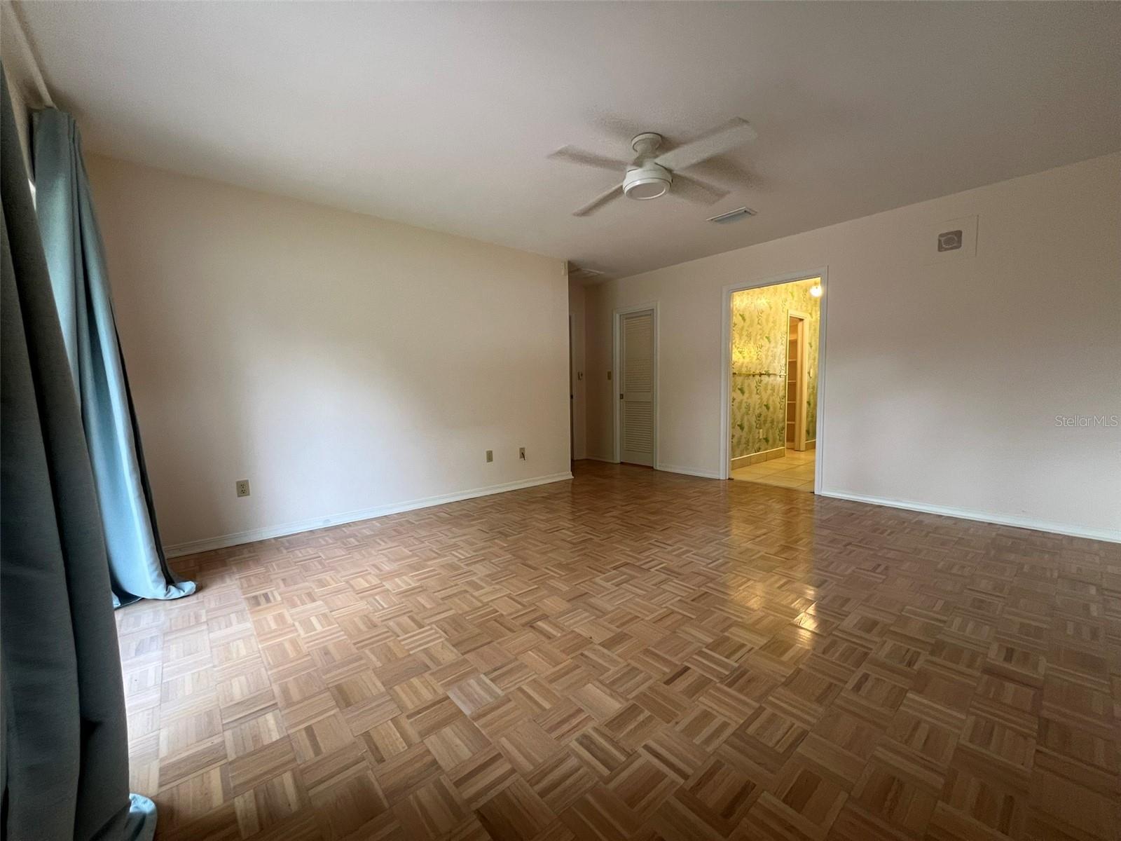 Image 35 of 62 For 520 Riverhills Drive