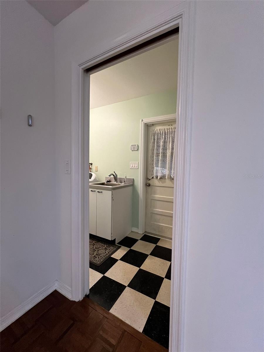 Image 54 of 62 For 520 Riverhills Drive