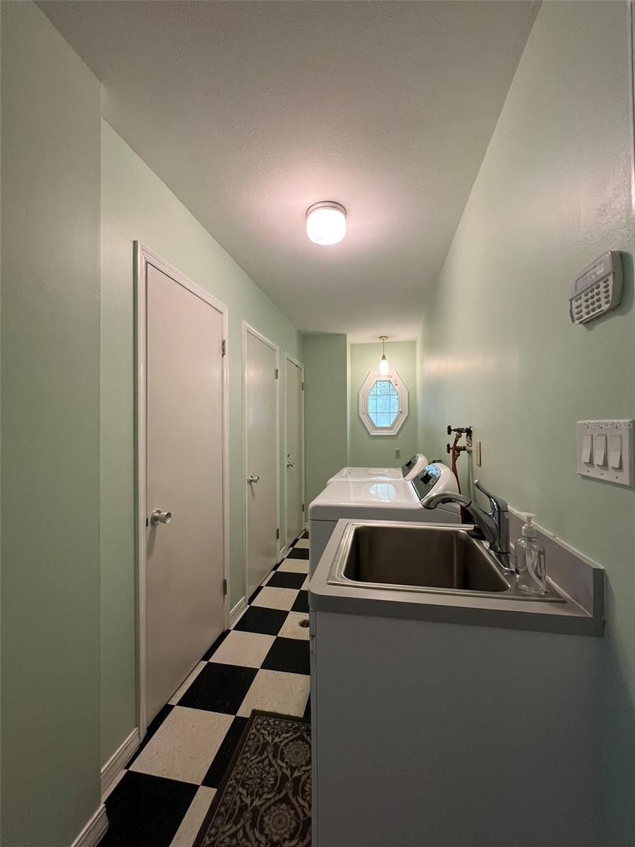 Image 55 of 62 For 520 Riverhills Drive