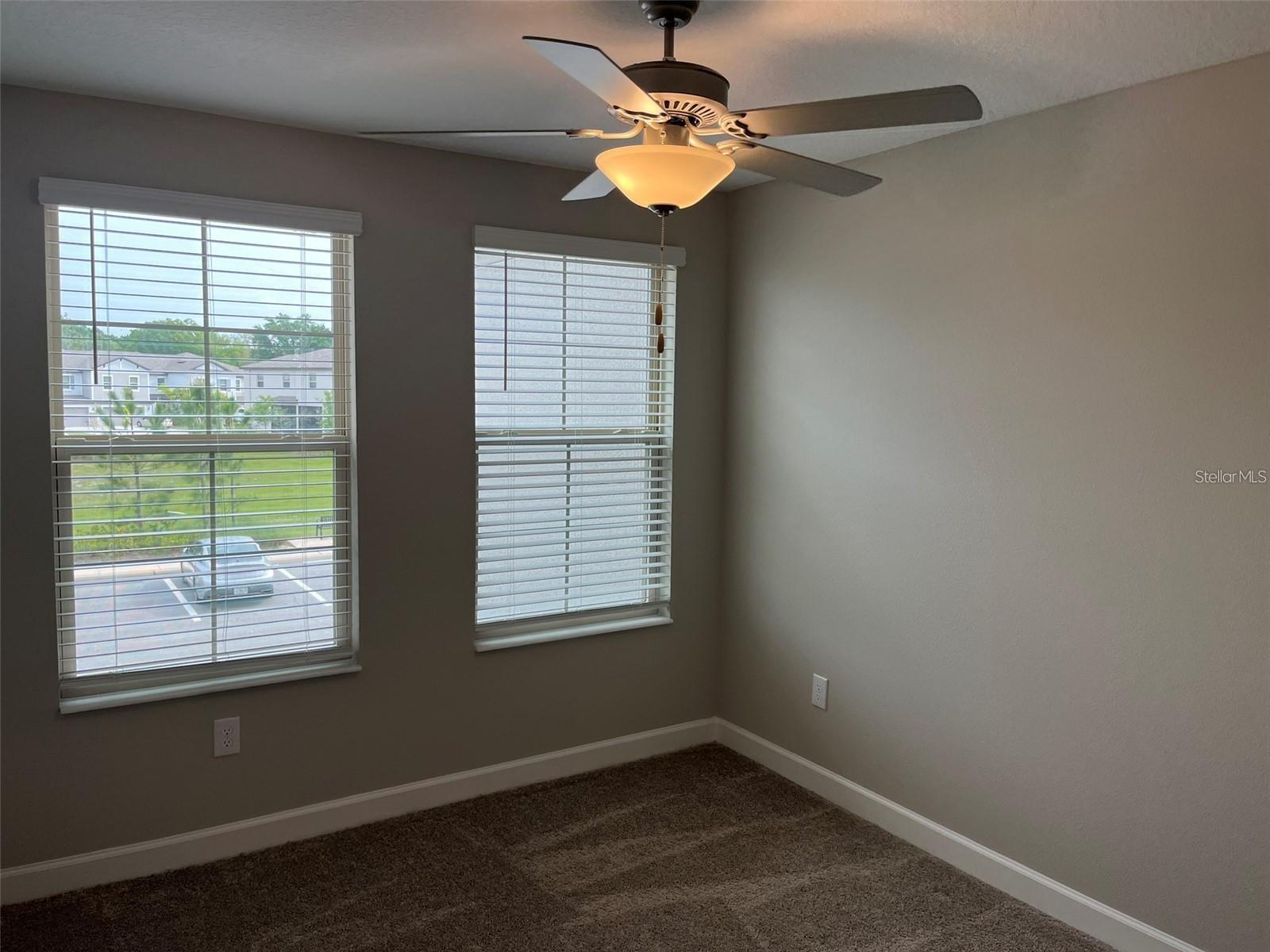 Image 21 of 29 For 1712 Roseville Street