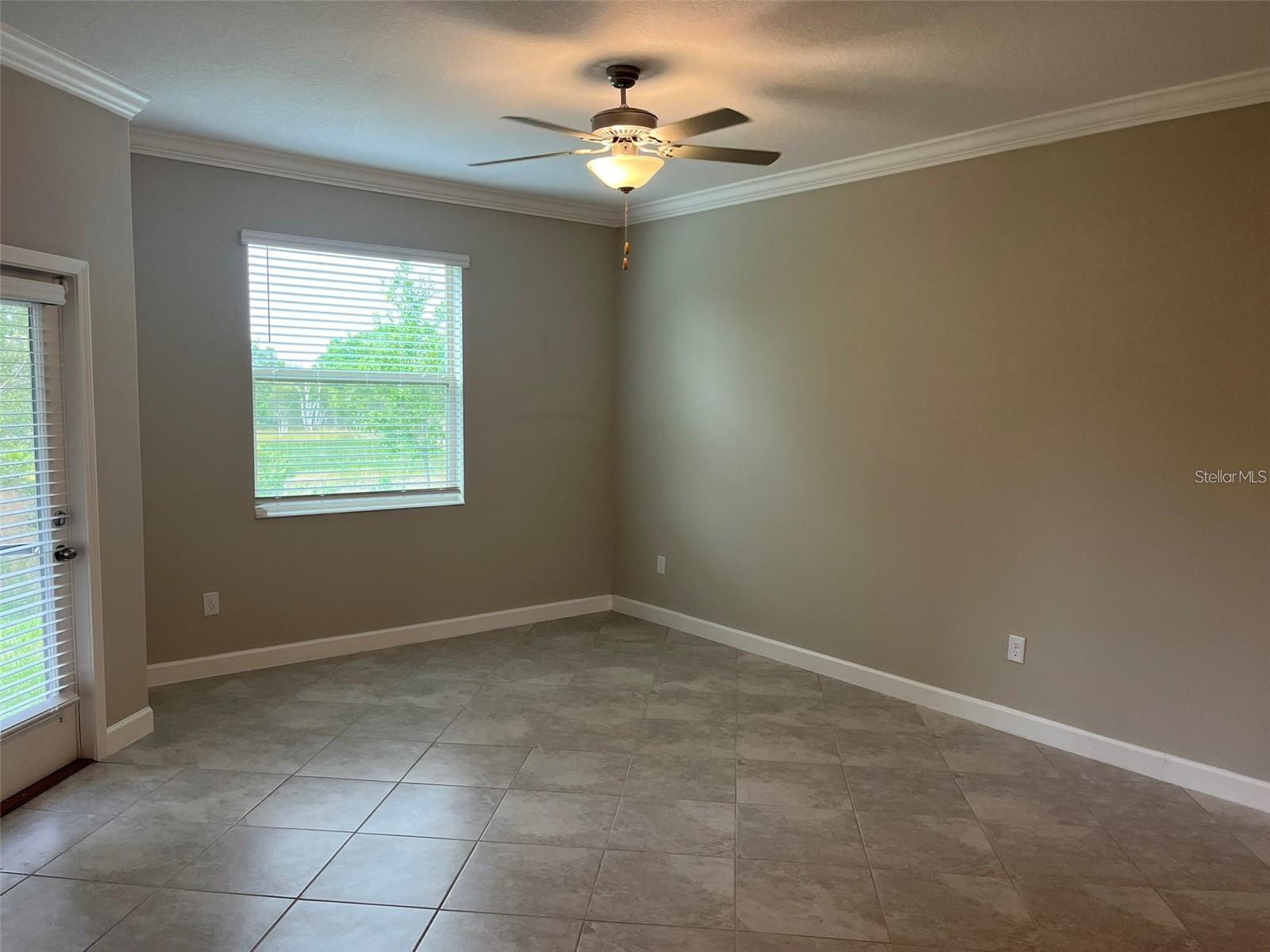 Image 6 of 29 For 1712 Roseville Street