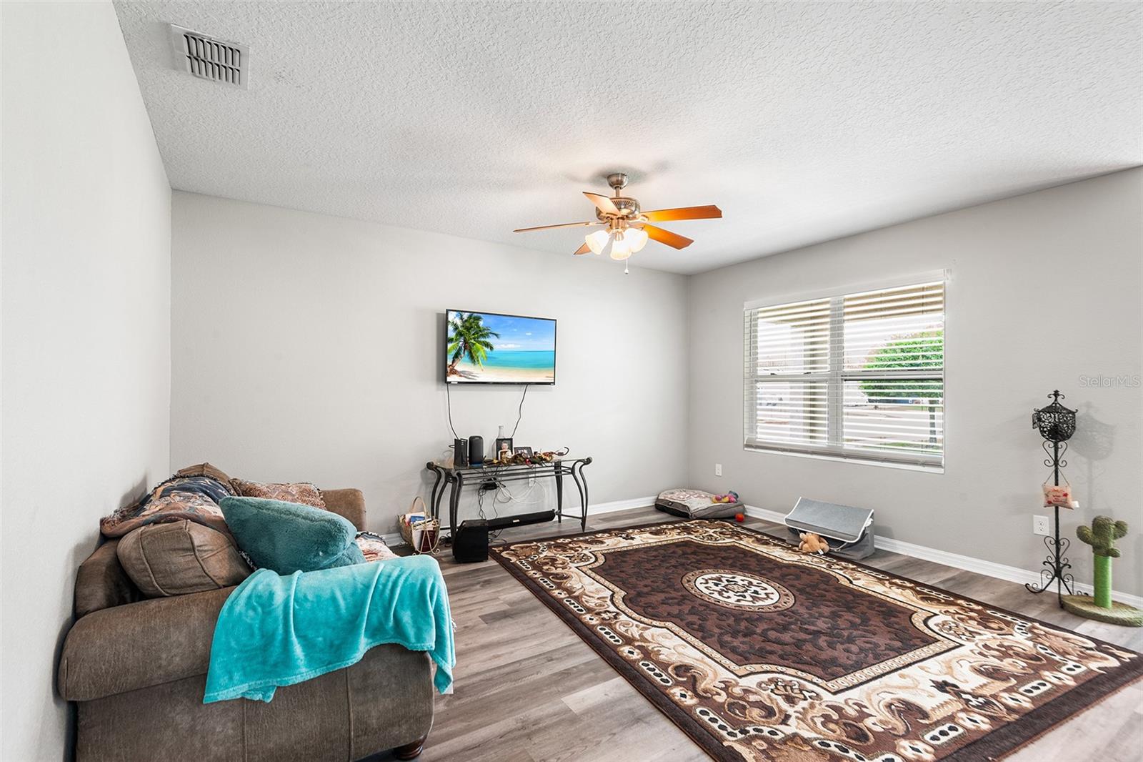 Image 8 of 25 For 4140 Sophia Boulevard