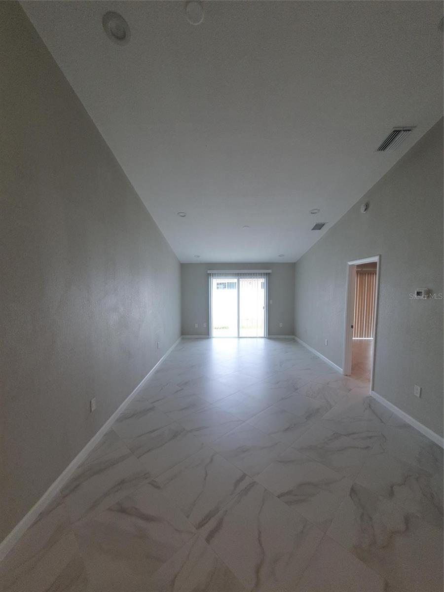 Image 5 of 7 For 1825 Orange Boulevard Way