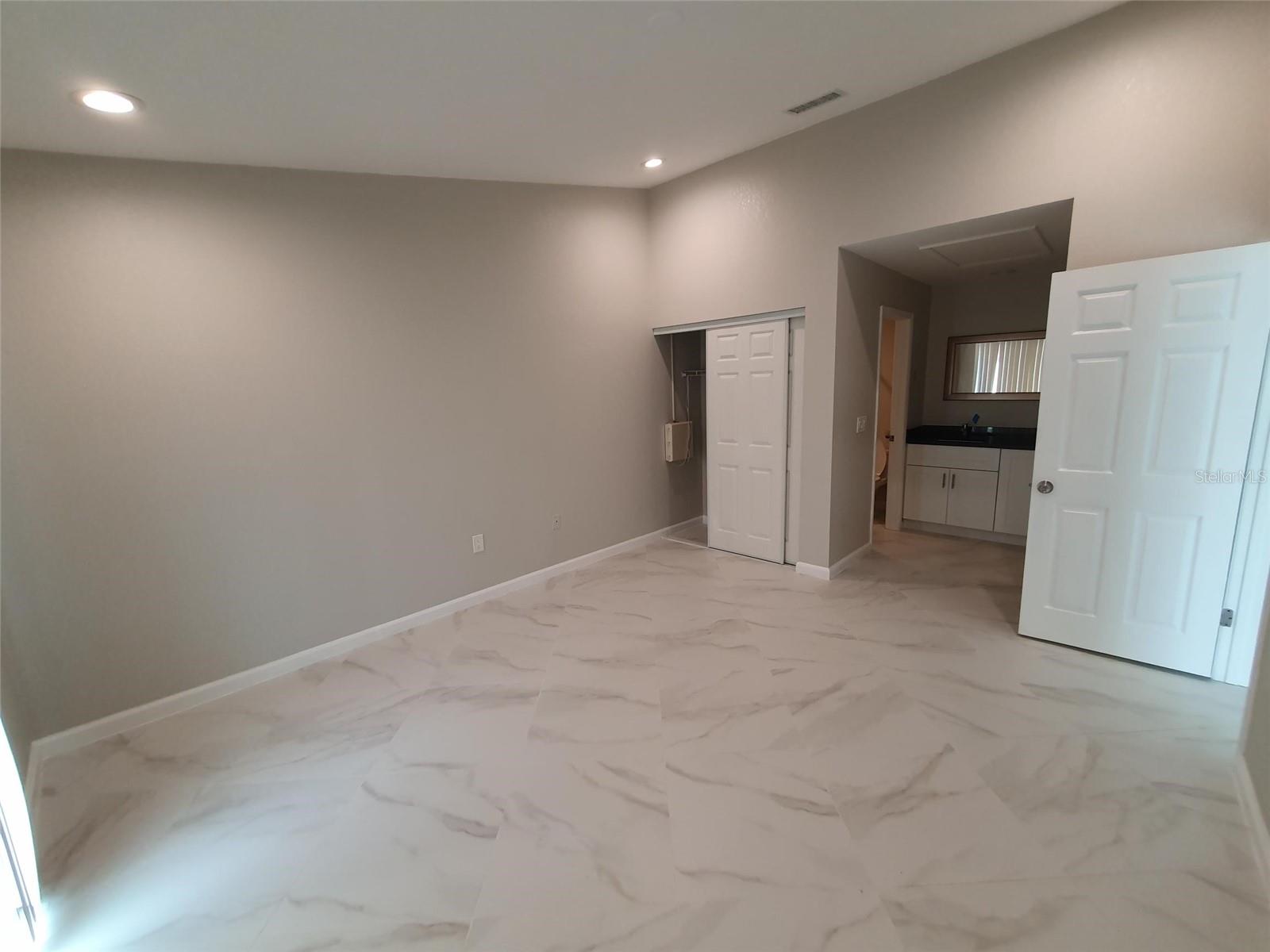 Image 6 of 7 For 1825 Orange Boulevard Way