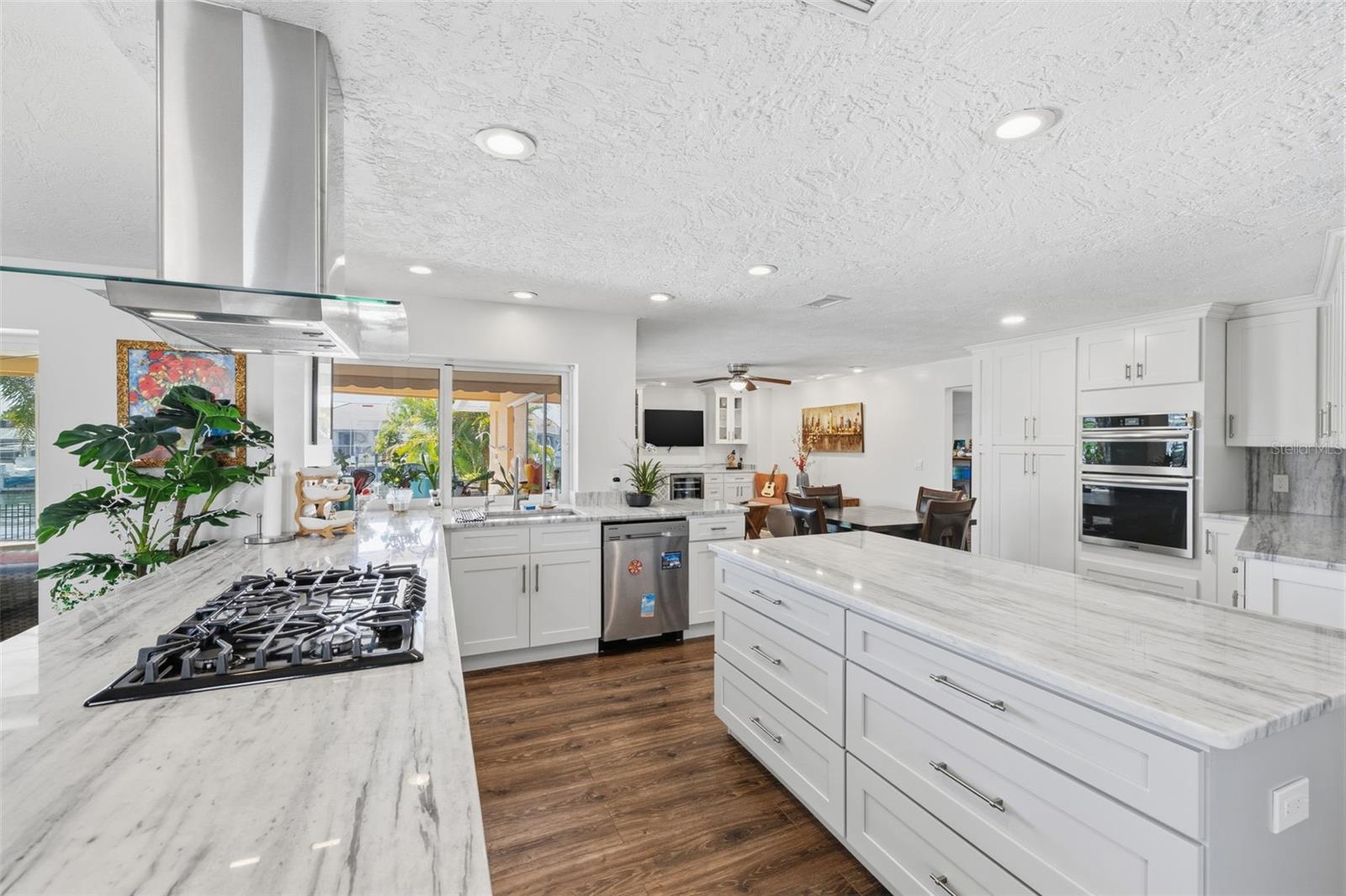 Image 14 of 60 For 1997 Hawaii Avenue Ne